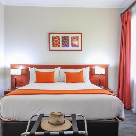 Cresta Botsalo Hotel Palapye Ngoại thất bức ảnh