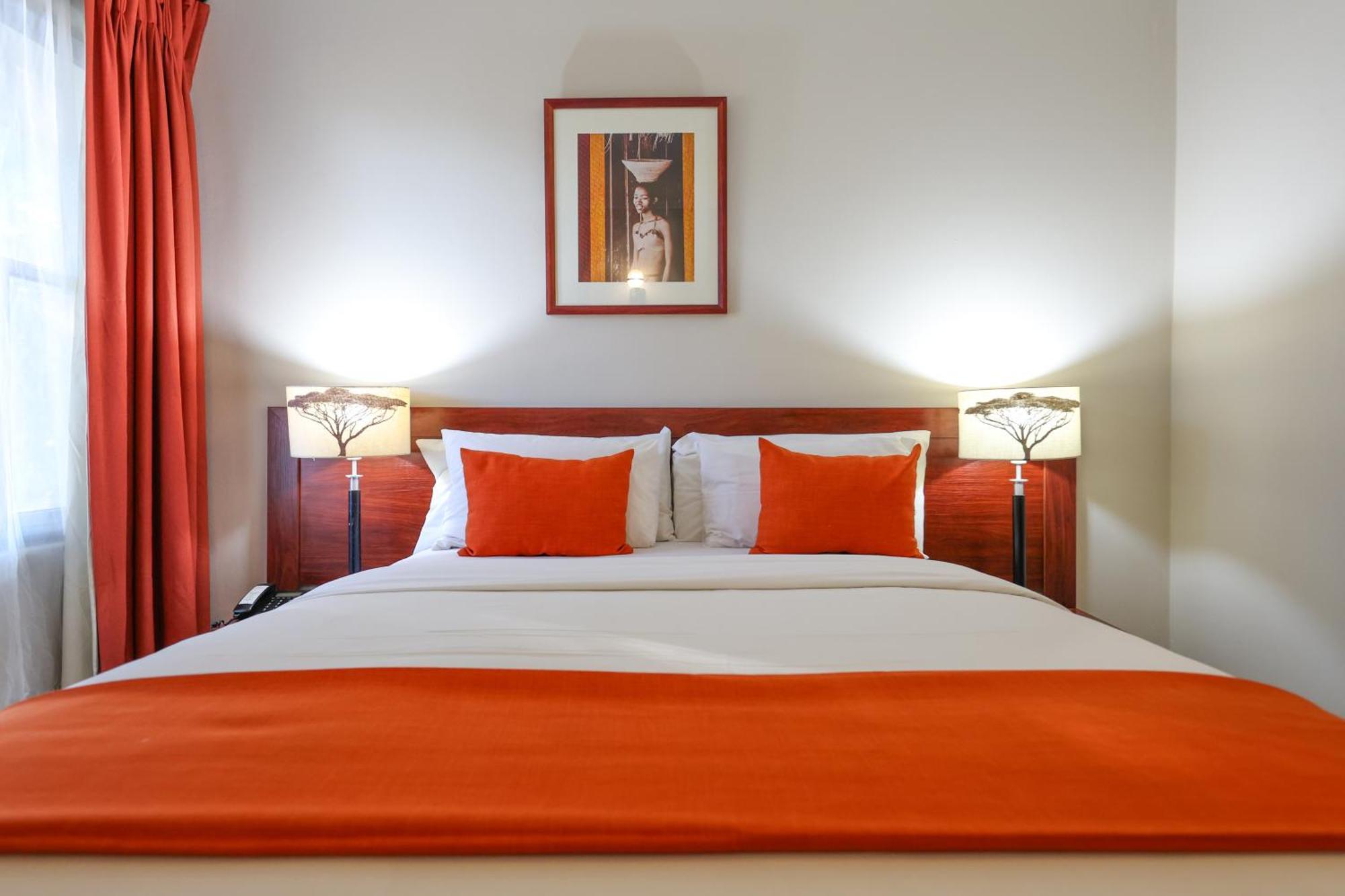 Cresta Botsalo Hotel Palapye Ngoại thất bức ảnh
