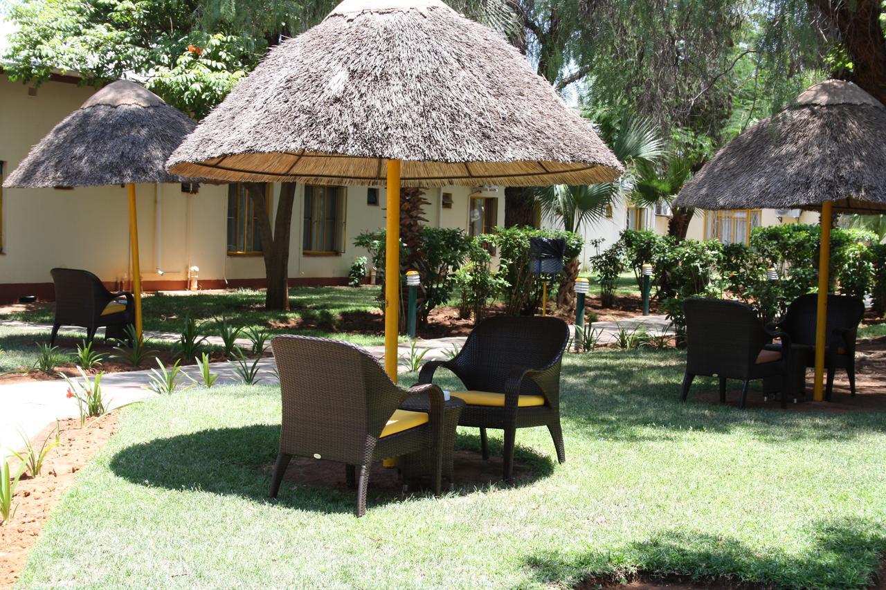Cresta Botsalo Hotel Palapye Ngoại thất bức ảnh