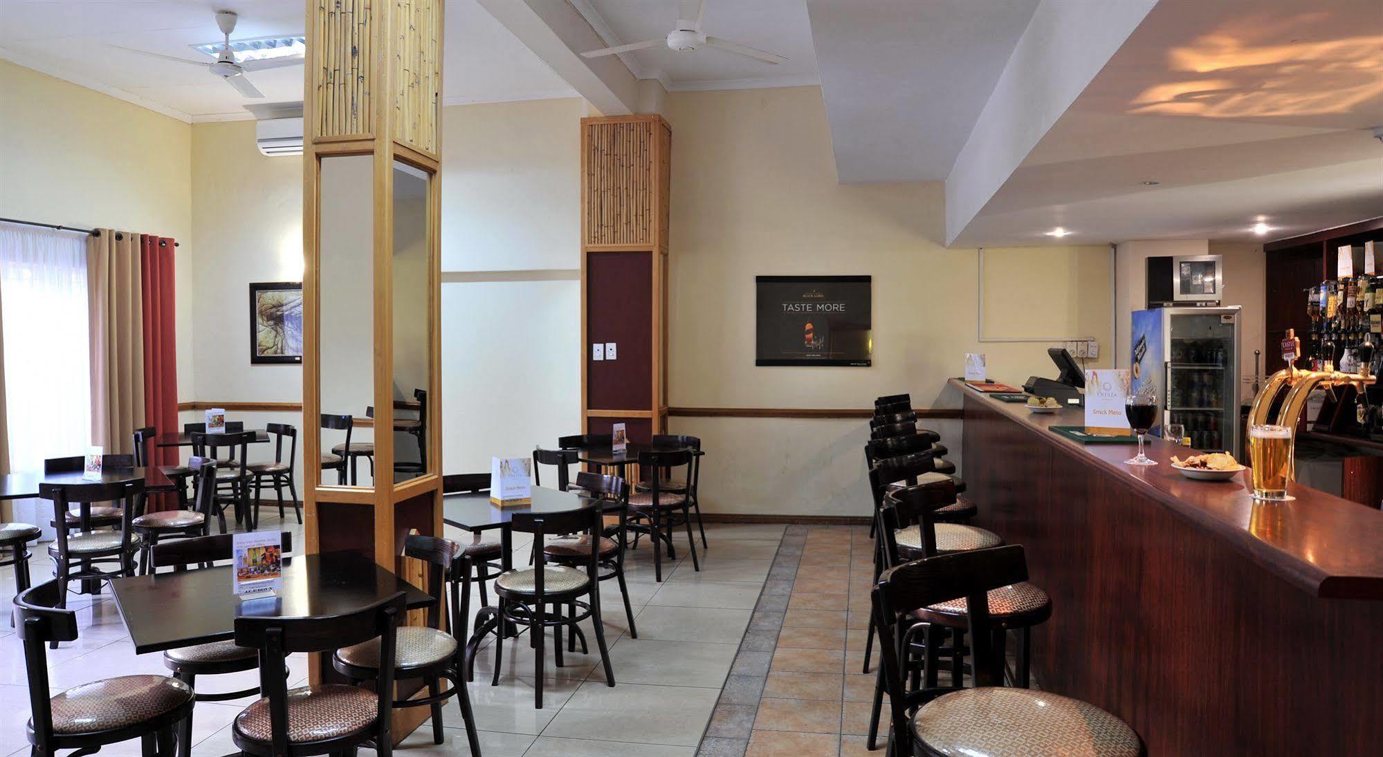 Cresta Botsalo Hotel Palapye Ngoại thất bức ảnh